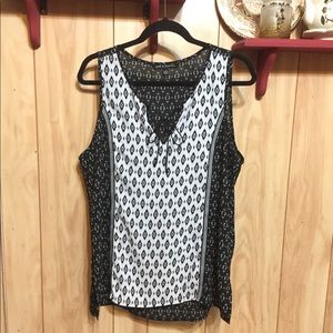 L sleeveless blouse
